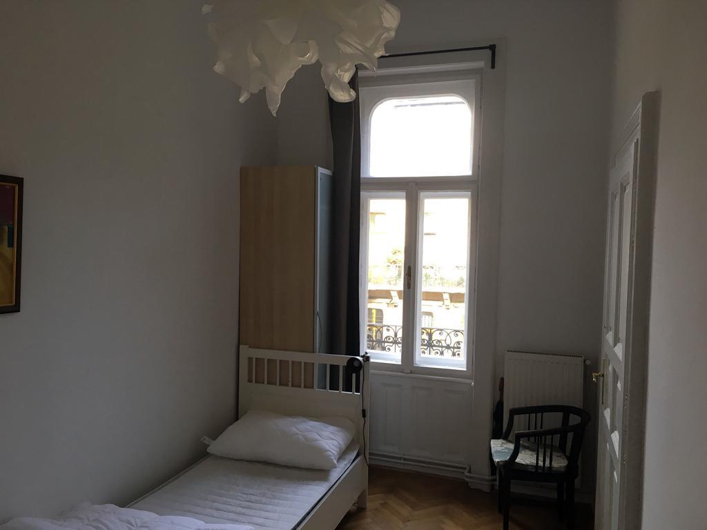 Klauzál Apartman Budapeste Exterior foto